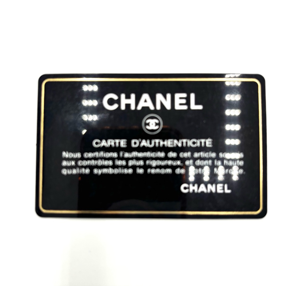 Chanel Red Camelia Zip Around Leather Wallet - Picture 10 of 10